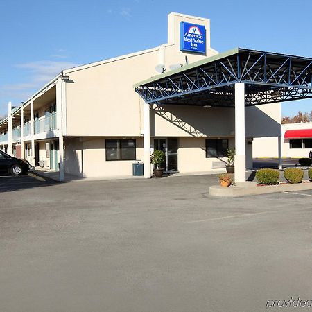 Americas Best Value Inn And Suites คาร์บอนเดล ภายนอก รูปภาพ